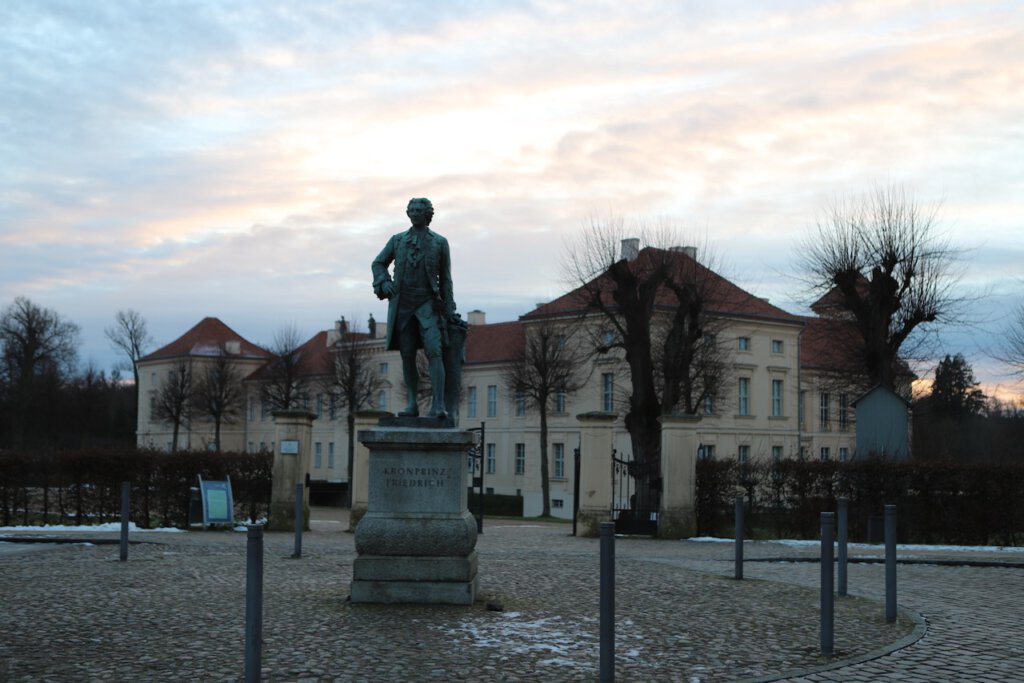 Standbild von Kronprinz Friedrich in Rheinsberg