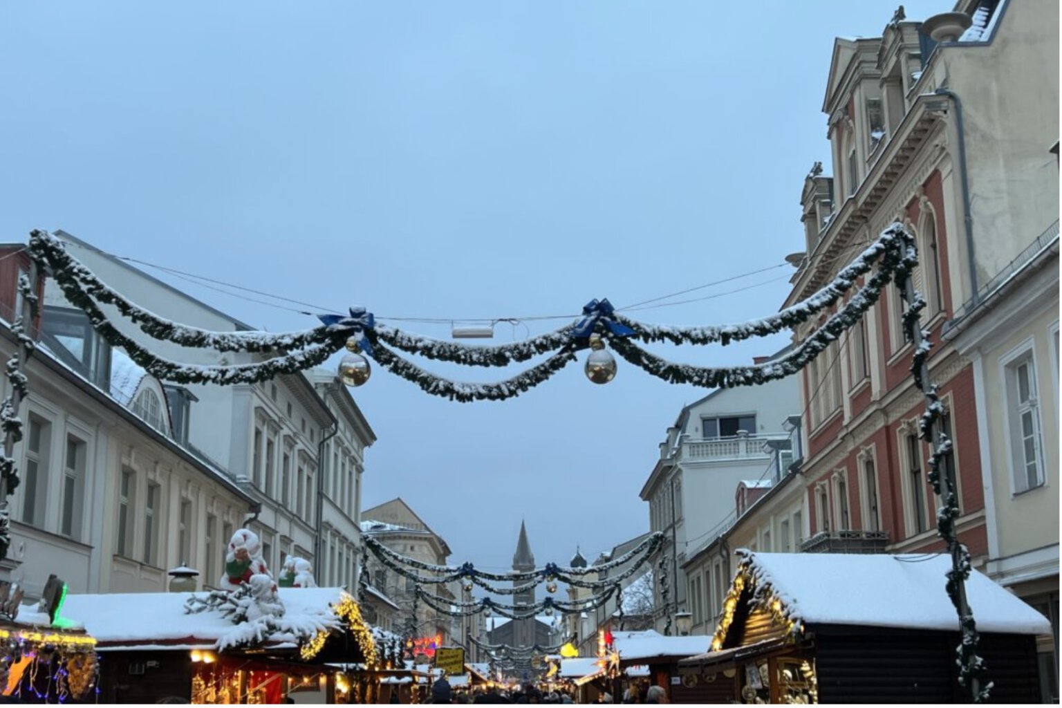Weihnachtsmarkt "Blauer Lichterglanz" in Potsdam Screenshot