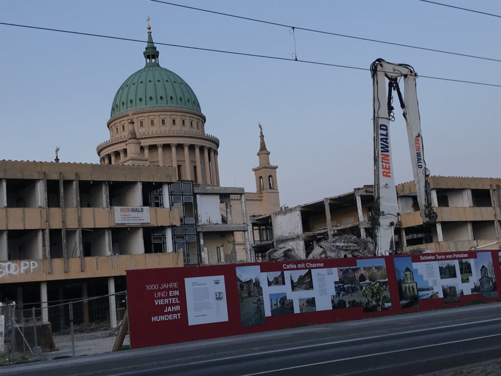 Abriss der Fachhochschule am Alten Markt in Potsdam (2018)