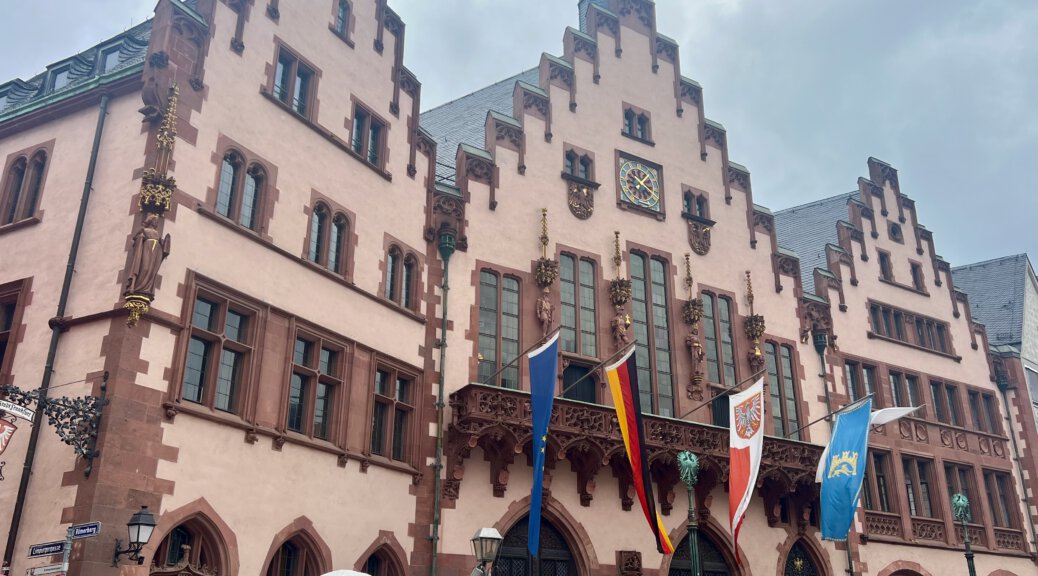 Mittelalterliche Häuser auf dem Römerberg in Frankfurt am Main